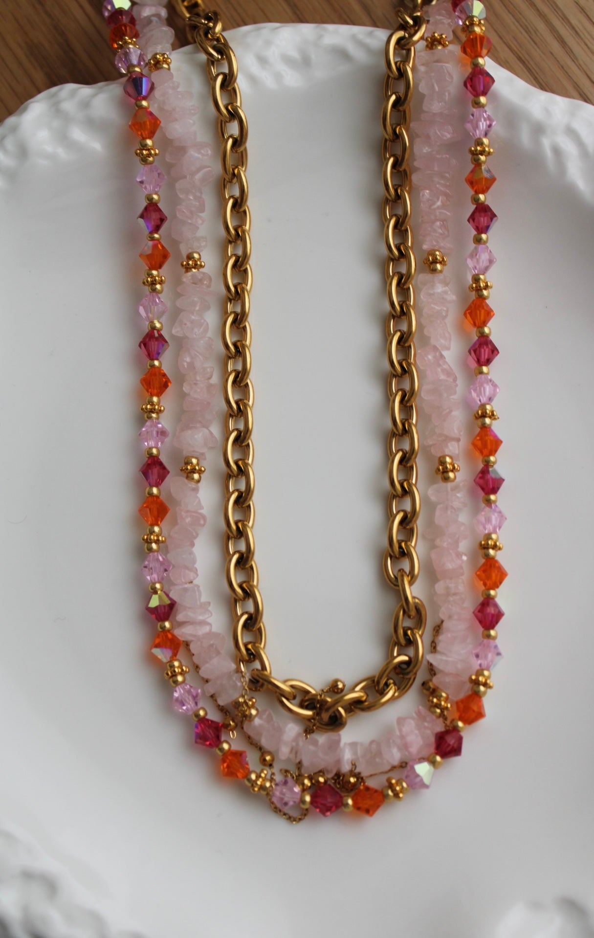 Collier modulable à triple chaîne