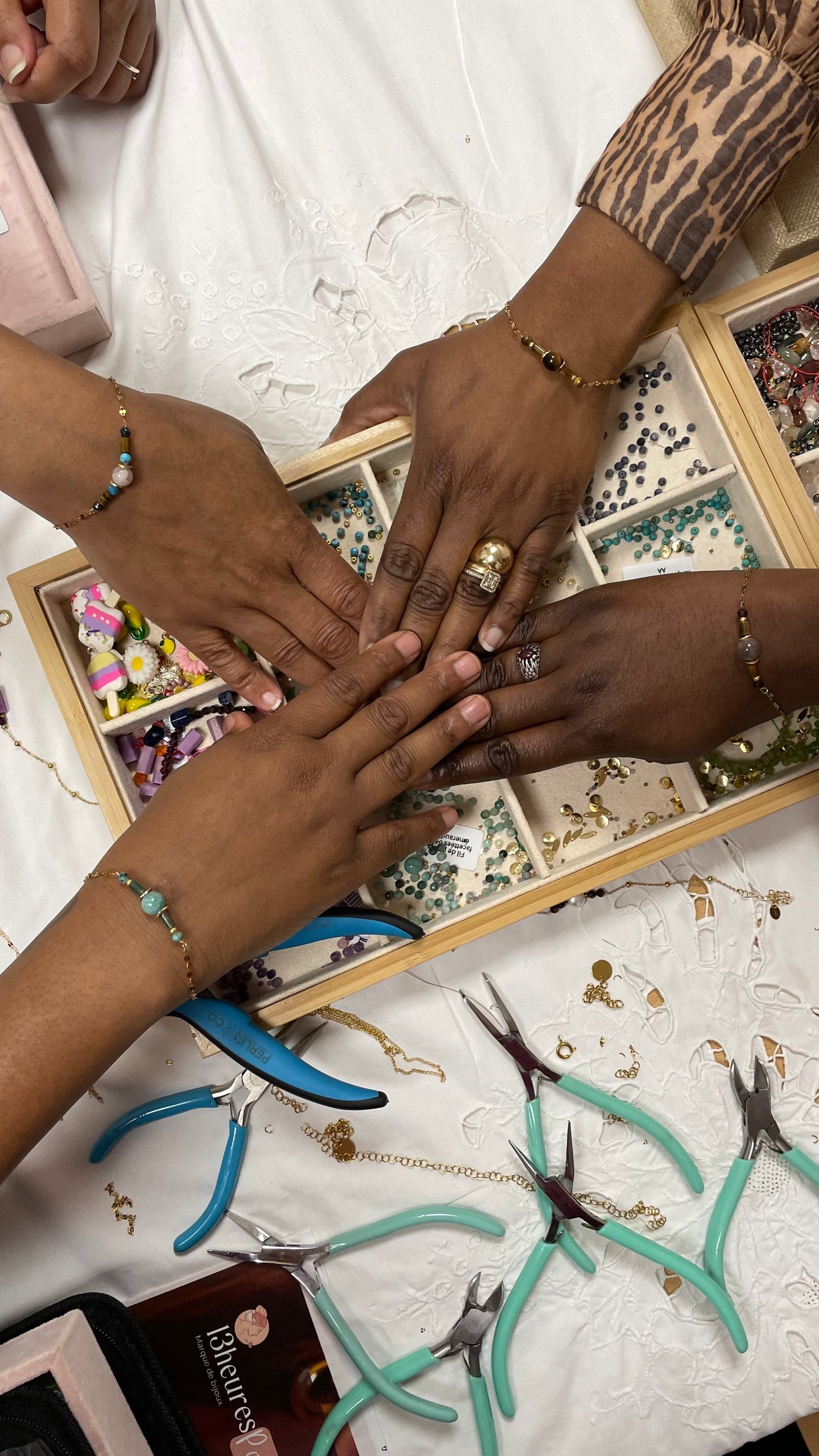 Atelier création bracelet ou collier du 11 avril à la Boutique Small is Big