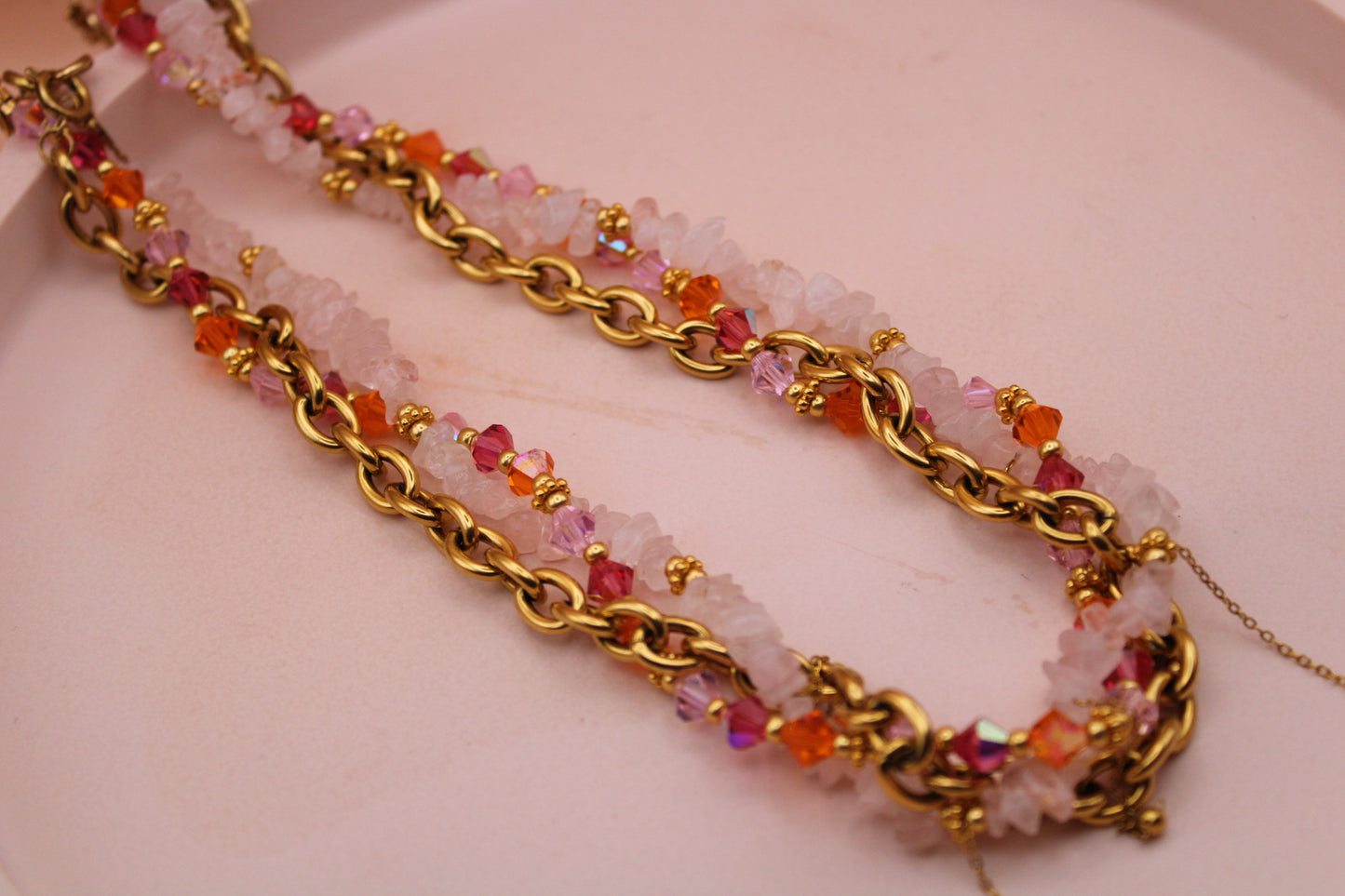 Collier modulable à triple chaîne
