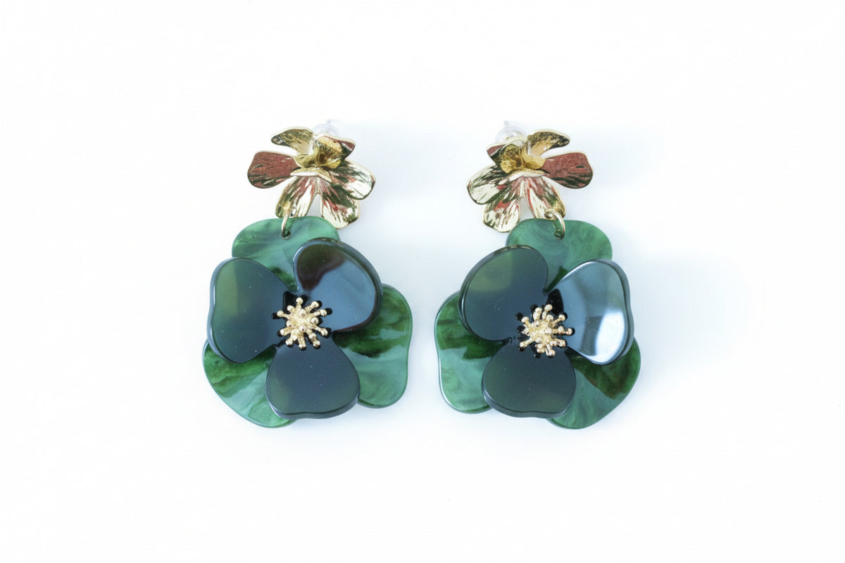 Boucles d'oreille Lorena – Fleur en Pétales Acryliques & Acier Inoxydable