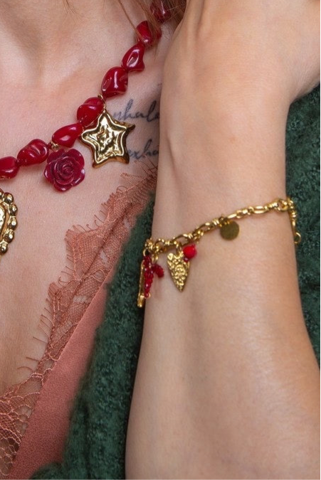 Bracelet charm’s rouge