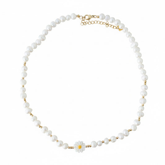 Collier Margot – Perles d’Eau Douce & Marguerite en Nacre