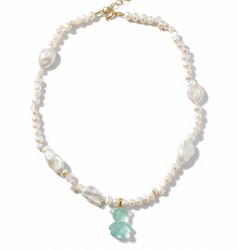 Collier Nounours fond blanc